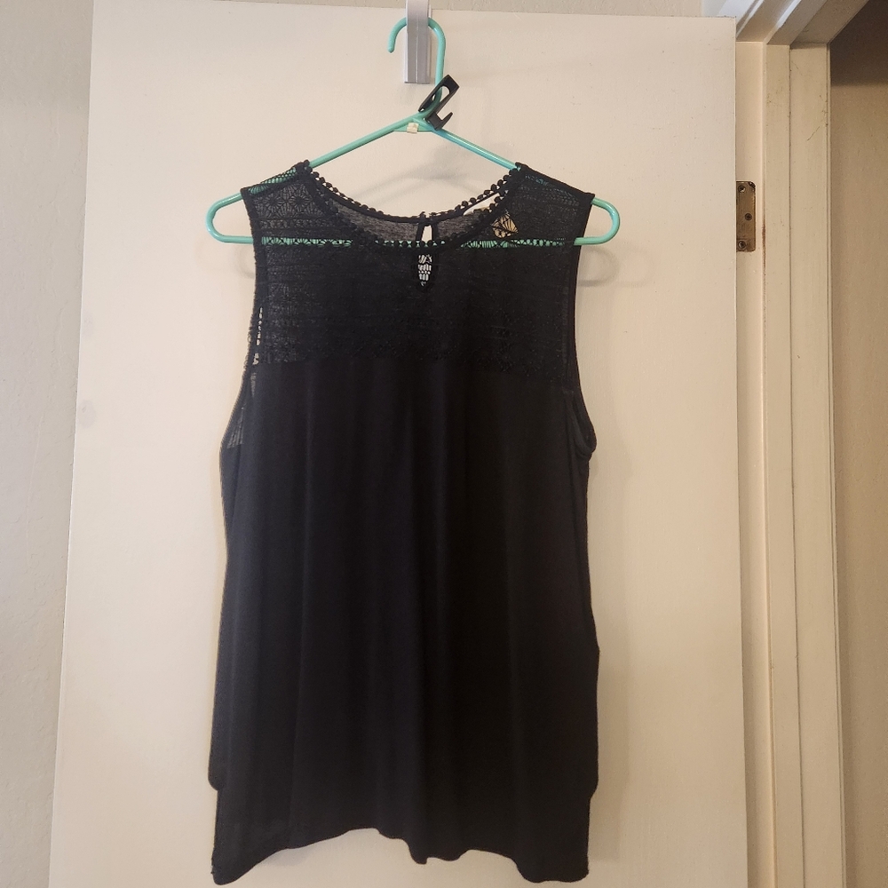 H&M Black Sleeveless Lace Top
